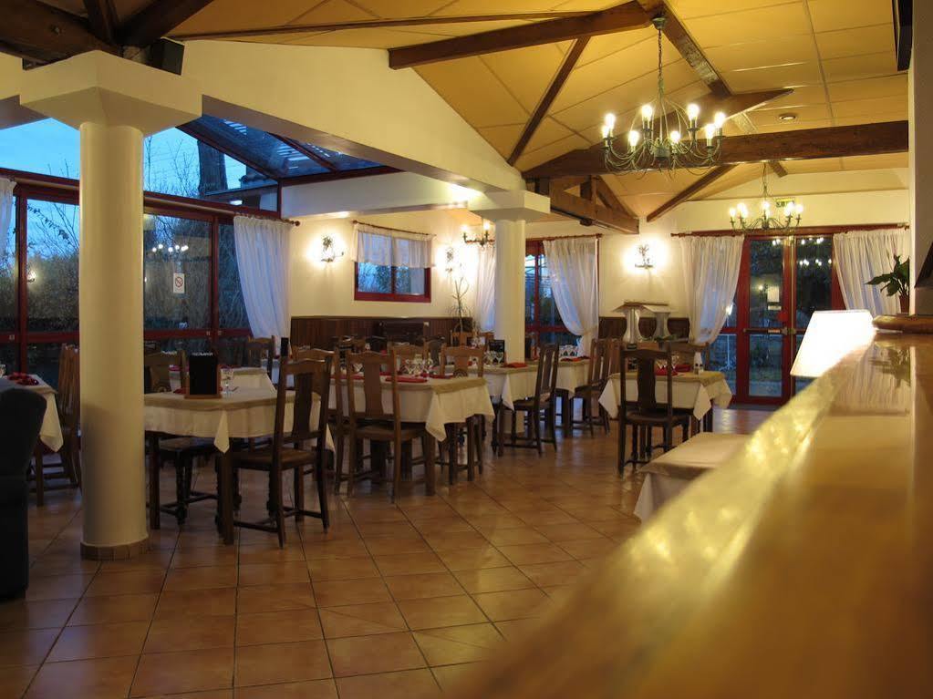 Hostellerie Du Parc Labarthe-Inard 외부 사진